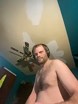 Snapshot of charactrzero chatting on 01.11.25 charactrzero online show from 01.11.25