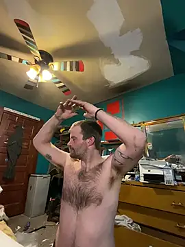 Snapshot of charactrzero chatting on 02.09.25 charactrzero online show from 02.09.25