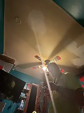 Snapshot of charactrzero chatting on 02.22.25 charactrzero online show from 02.22.25