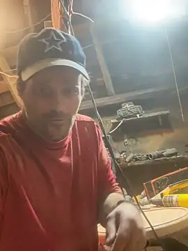 Snapshot of charactrzero chatting on 10.08.25 charactrzero online show from 10.08.25