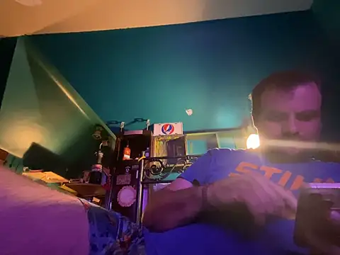 Snapshot of charactrzero chatting on 10.12.25 charactrzero online show from 10.12.25