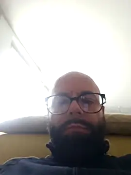 Snapshot of Dolceporco19 chatting on 10.05.25 Dolceporco19 online show from 10.05.25