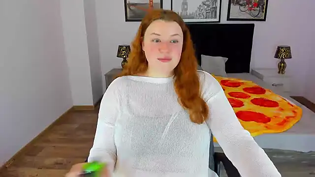 Snapshot of PolinaSalvatore chatting on 12.16.24 PolinaSalvatore online show from 12.16.24