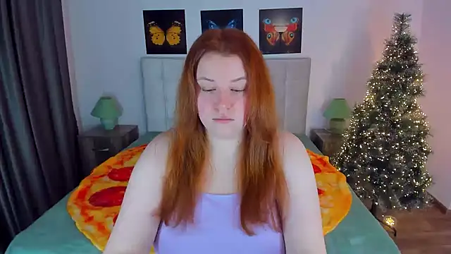 Snapshot of PolinaSalvatore chatting on 12.20.24 PolinaSalvatore online show from 12.20.24