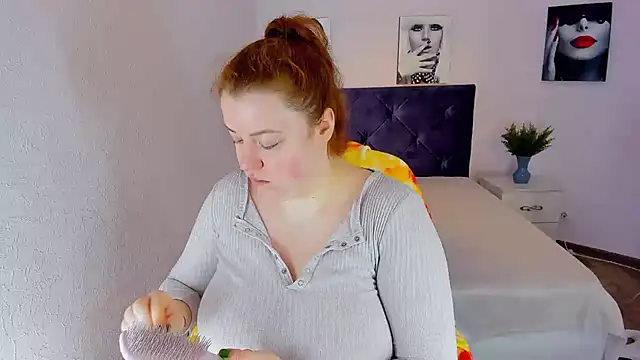 Snapshot of PolinaSalvatore chatting on 01.03.25 PolinaSalvatore online show from 01.03.25