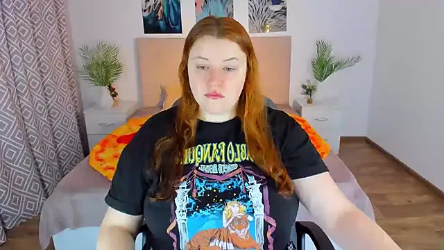 Snapshot of PolinaSalvatore chatting on 01.13.25 PolinaSalvatore online show from 01.13.25