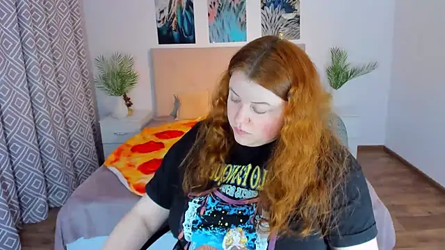 Snapshot of PolinaSalvatore chatting on 01.13.25 PolinaSalvatore online show from 01.13.25