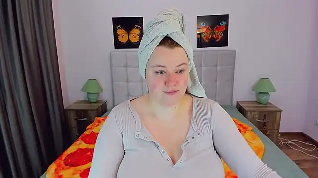 Snapshot of PolinaSalvatore chatting on 01.17.25 PolinaSalvatore online show from 01.17.25