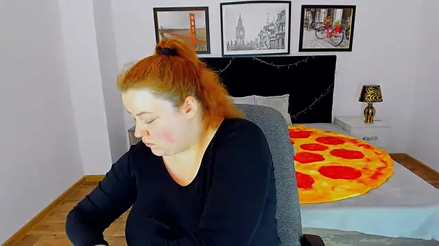 Snapshot of PolinaSalvatore chatting on 01.19.25 PolinaSalvatore online show from 01.19.25