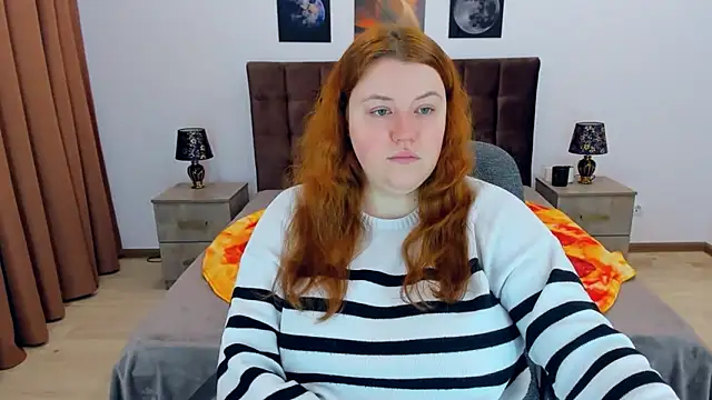 Snapshot of PolinaSalvatore chatting on 01.22.25 PolinaSalvatore online show from 01.22.25