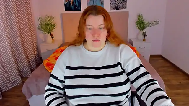 Snapshot of PolinaSalvatore chatting on 01.23.25 PolinaSalvatore online show from 01.23.25