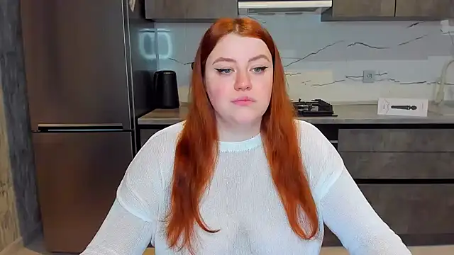 Snapshot of PolinaSalvatore chatting on 02.06.25 PolinaSalvatore online show from 02.06.25