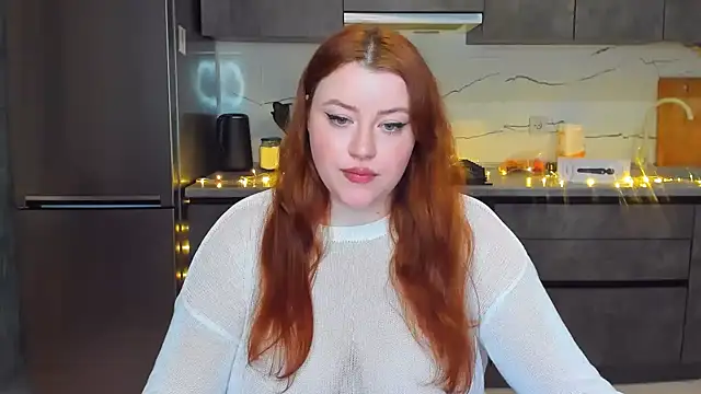 Snapshot of PolinaSalvatore chatting on 02.11.25 PolinaSalvatore online show from 02.11.25