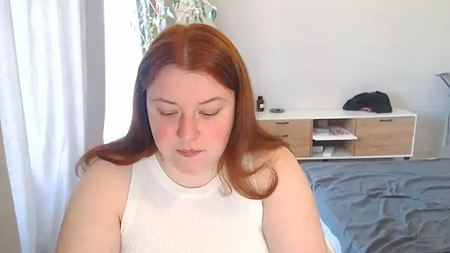 Snapshot of PolinaSalvatore chatting on 04.23.26 PolinaSalvatore online show from 04.23.26