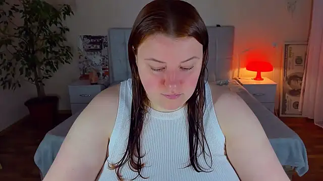Snapshot of PolinaSalvatore chatting on 04.30.26 PolinaSalvatore online show from 04.30.26
