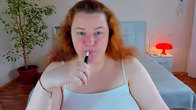 Snapshot of PolinaSalvatore chatting on 05.28.26 PolinaSalvatore online show from 05.28.26