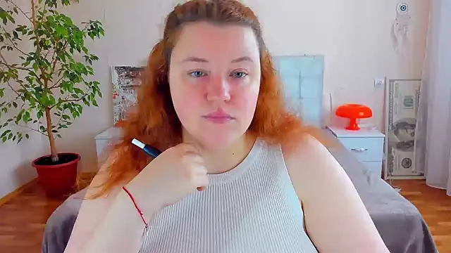 Snapshot of PolinaSalvatore chatting on 06.03.26 PolinaSalvatore online show from 06.03.26