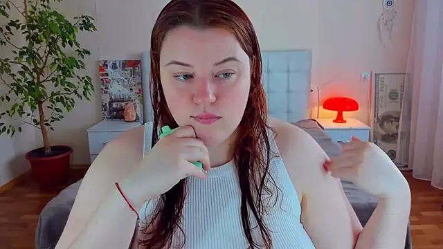 Snapshot of PolinaSalvatore chatting on 06.18.26 PolinaSalvatore online show from 06.18.26