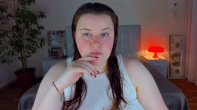 Snapshot of PolinaSalvatore chatting on 07.03.26 PolinaSalvatore online show from 07.03.26