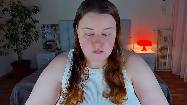 Snapshot of PolinaSalvatore chatting on 07.14.26 PolinaSalvatore online show from 07.14.26