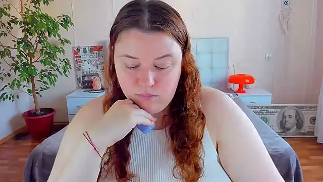 Snapshot of PolinaSalvatore chatting on 07.28.26 PolinaSalvatore online show from 07.28.26