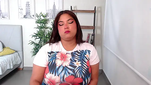 Kenya--Buhle online show from 02.06.25