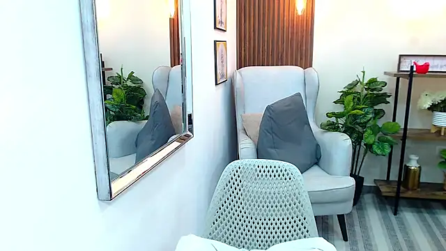 Kenya--Buhle online show from 03.18.25