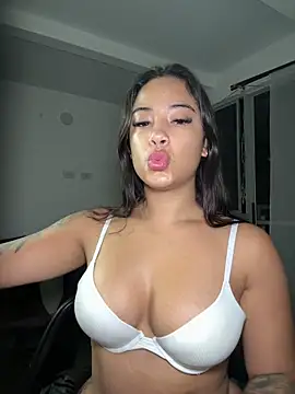 Nattasha Brown online show from 11.16.25