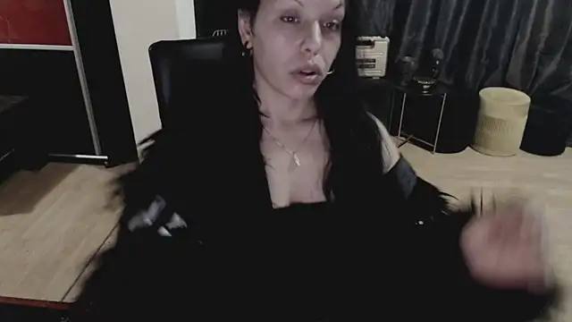 GoldenSasha online show from 10.05.25