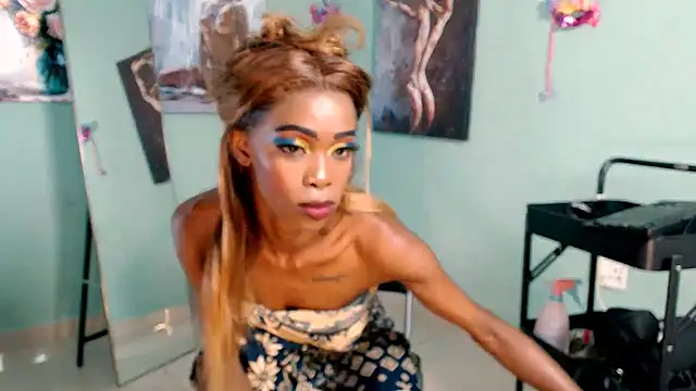 Snapshot of Slenderxxx2 chatting on 10.16.25 Slenderxxx2 online show from 10.16.25