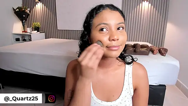 Zafiiraa online show from 11.01.25