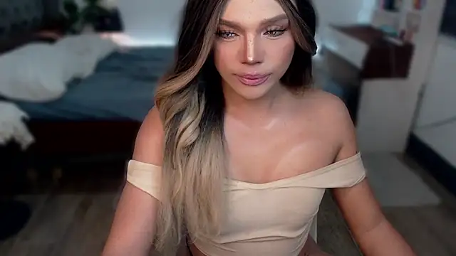 Snapshot of liaa_lurrecams chatting on 11.19.25 liaa lurrecams online show from 11.19.25