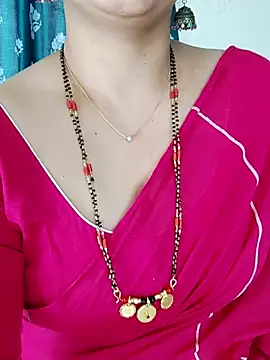 Snapshot of Indian_desi_wife chatting on 11.20.25 Indian desi wife online show from 11.20.25