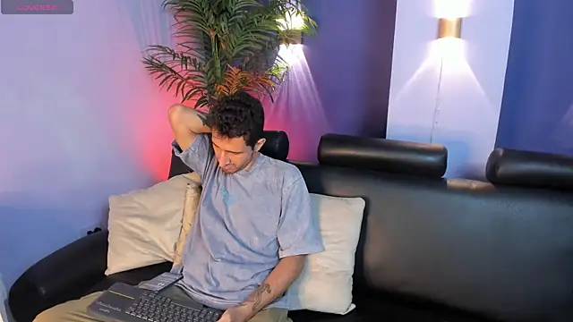 sam bisex online show from 04.12.26