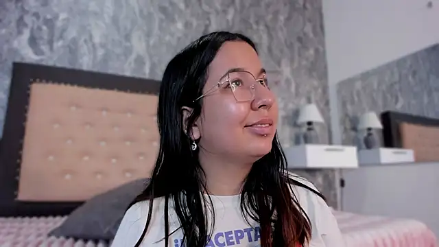 Lia sarahi online show from 10.05.25