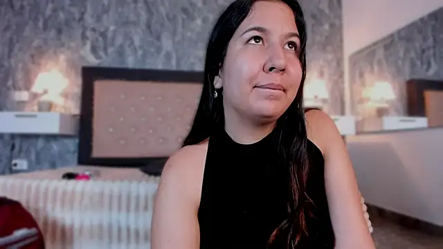 Lia sarahi online show from 10.19.25