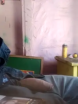 Snapshot of Wero4200 chatting on 10.20.25 Wero4200 online show from 10.20.25