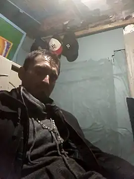 Wero4200 online show from 11.30.25