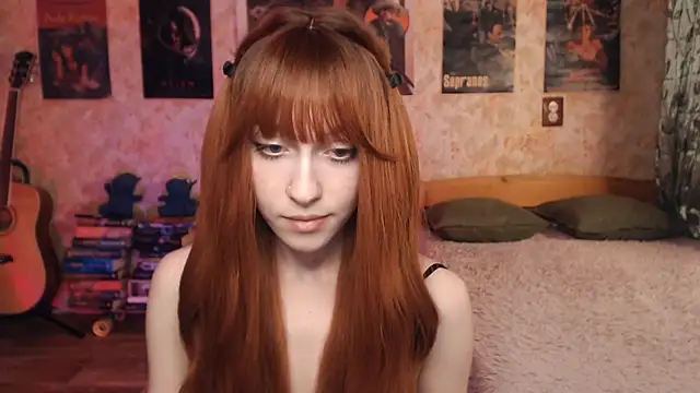 Snapshot of Friendly_Ellie chatting on 09.29.25 Friendly Ellie online show from 09.29.25