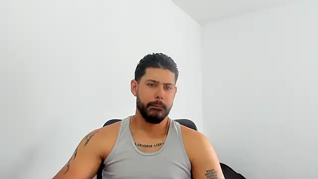 Justyn Torres online show from 09.12.25