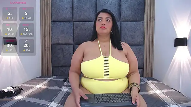 AmandaRousel online show from 10.29.25