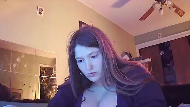 Snapshot of Angelk43 chatting on 05.03.26 Angelk43 online show from 05.03.26