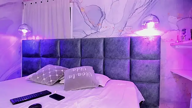 Snapshot of IvySanders1 chatting on 02.02.25 IvySanders1 online show from 02.02.25