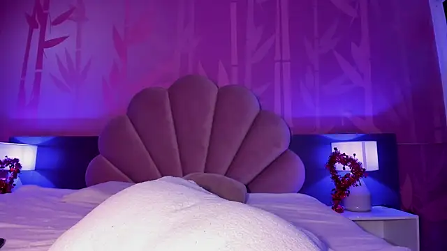 Snapshot of IvySanders1 chatting on 02.24.25 IvySanders1 online show from 02.24.25