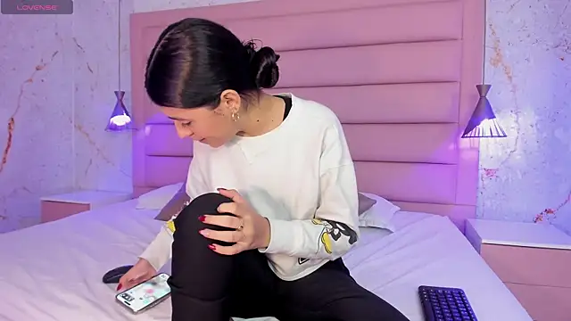 Snapshot of IvySanders1 chatting on 03.13.25 IvySanders1 online show from 03.13.25