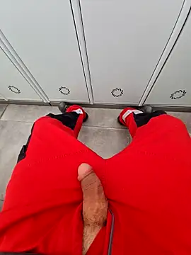 Snapshot of 987654Alf chatting on 10.02.25 987654Alf online show from 10.02.25