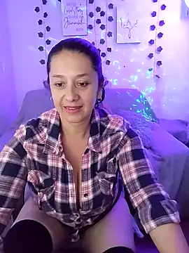 camilalatti online show from 02.12.25