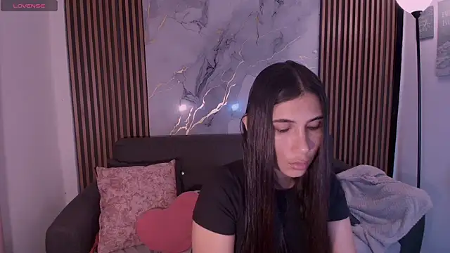 MarieJaneX online show from 10.18.25