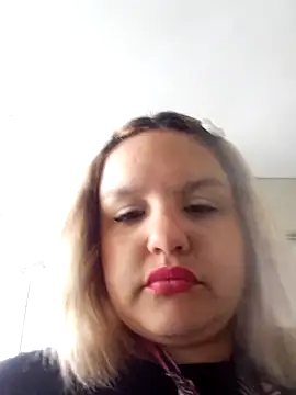 Snapshot of shaynarg chatting on 10.01.25 shaynarg online show from 10.01.25