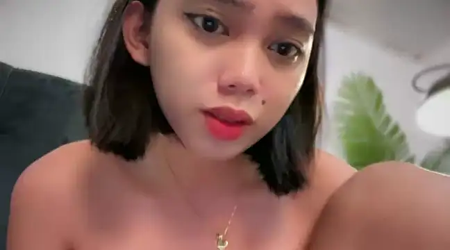 GenesisCastillano online show from 02.22.25